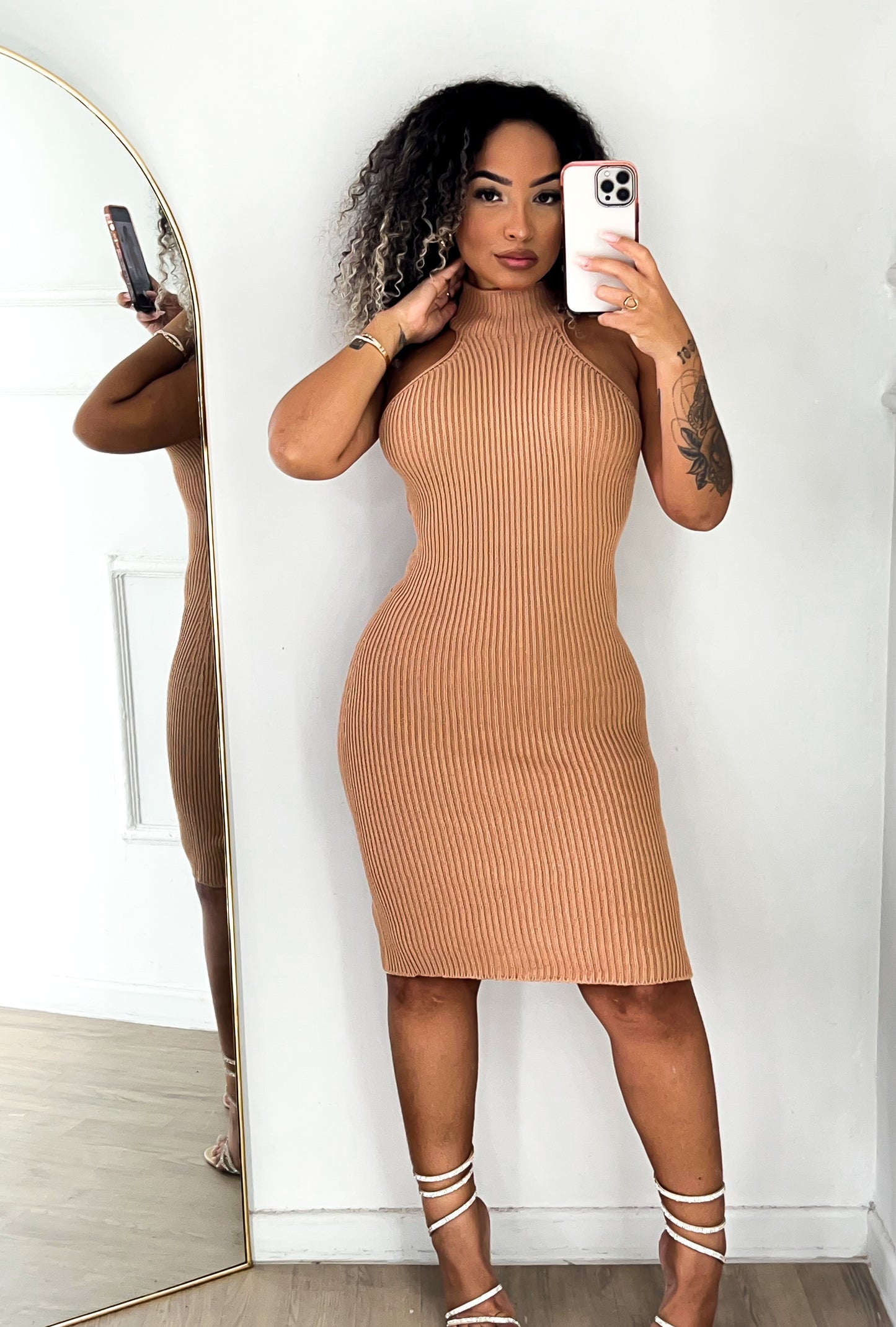 Vestido Mid Tricô Cavado